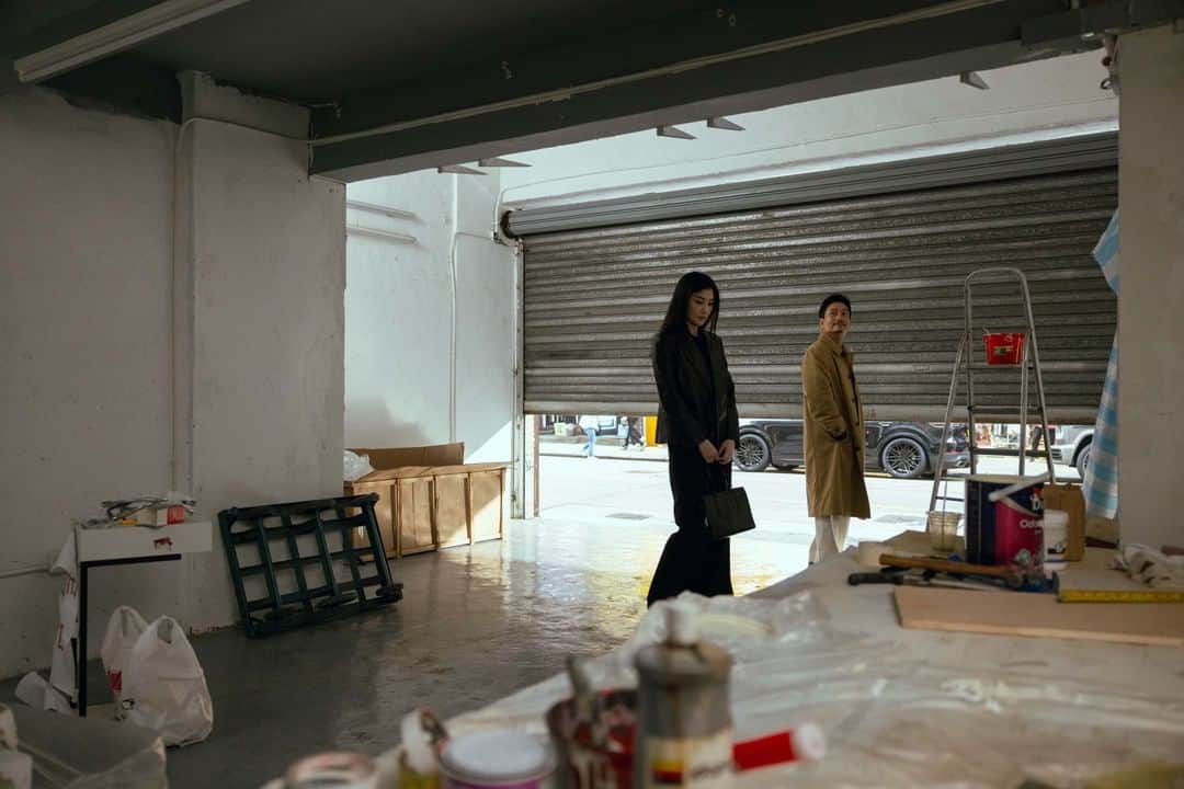 ケリー・チャン（Kelly Chen）さんのインスタグラム写真 - (ケリー・チャン（Kelly Chen）Instagram)「留不低 逃不出過去🎵 . . . 我的親人▶️ https://youtu.be/4uA8fRqwaKU  各大數碼平台🎧 https://umhk.lnk.to/MyFamilyID  #我的親人 #kellyChen」5月9日 14時00分 - kellychenwailam