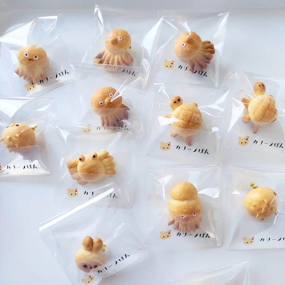 カリーノぱんさんのインスタグラム写真 - (カリーノぱんInstagram)「たこパンなども袋に入りました🐙☺️  🍞次回イベント  5/20 デザインフェスタ(東京ビッグサイト) M-113  #カリーノぱん #ミンネ #minne #ミニチュア #ミニチュアパン #パン #miniture #bread #ブローチ #マグネット #パン雑貨 #パンブローチ #フェイクフード #トースト #動物パン #デザフェス #デザインフェスタ #デザフェス57」5月9日 14時41分 - carino_pan