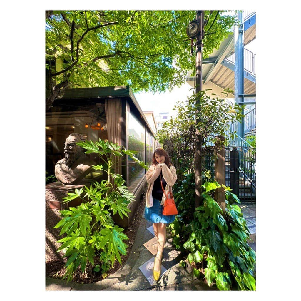 白石茉莉奈さんのインスタグラム写真 - (白石茉莉奈Instagram)「今日はカフェでの歌詞打ち合わせプランでした❣️ お天気いい～ねぇ☺️☀️」5月9日 15時26分 - marina_shiraishi_official