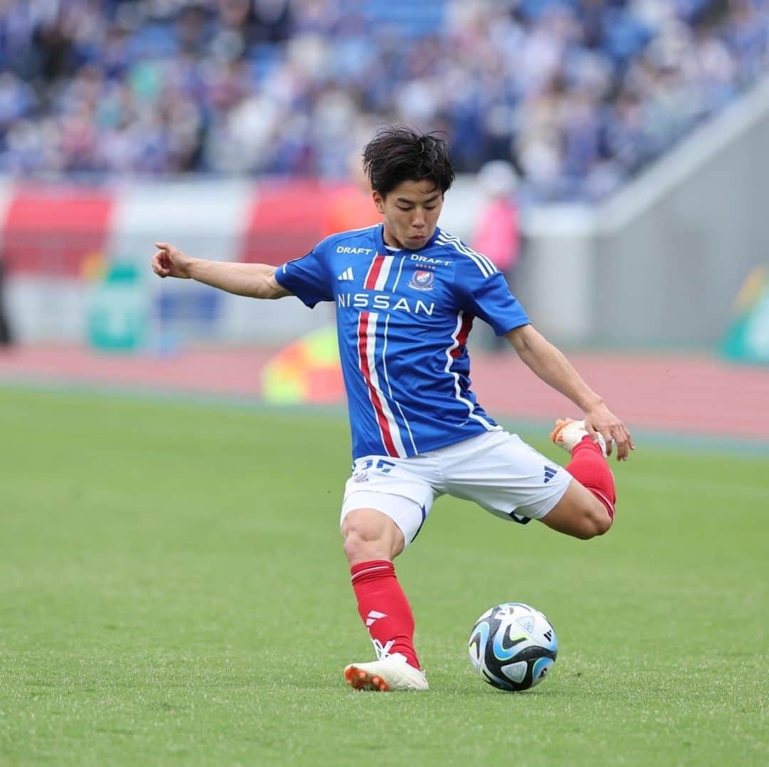 吉尾海夏さんのインスタグラム写真 - (吉尾海夏Instagram)「New color🔥🔥🔥  @adidas  @adidasfootball   #copapure」5月9日 15時36分 - kaina.yoshio