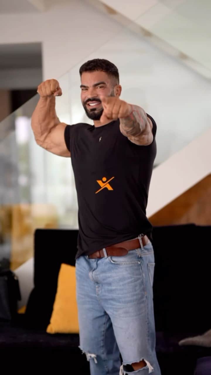 Sergi Constanceのインスタグラム：「Proximo destino MEXICO 🇲🇽 Guadalajara 🙌  Nos vemos el 20 y 21 de Mayo en @expo.sport.fitness 💪   Con muchas ganas de ello, nos vemos muy pronto🫵   #quepasagüey #Mexico #Guadalajara #exposport #exposportfitness 🇲🇽」