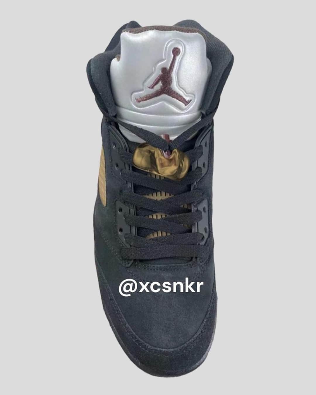 Sneaker News x Jordans Dailyさんのインスタグラム写真 - (Sneaker News x Jordans DailyInstagram)「Here's a better look at the A Ma Maniere x Air Jordan 5 "Black."⁠ Expected to release during the Holiday 2023 season 🎄⁠ 🔥 or 🗑️!?」5月10日 1時47分 - jordansdaily