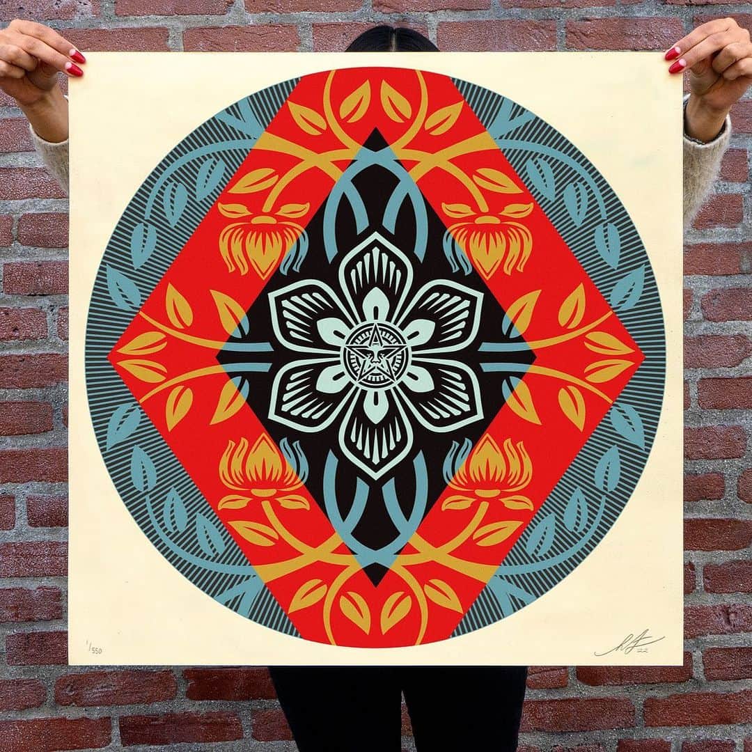 Shepard Faireyさんのインスタグラム写真 - (Shepard FaireyInstagram)「NEW Print Release: “OBEY Diamond Flower Round” Available Thursday, 5/11 @ 10 AM PDT!  “OBEY Diamond Flower Round” is an open flower, a symbol of positive growth, surrounded by graphic vines and geometric framework. The graphic resolution of the elements in this image is meant to encourage harmony. I frequently use visual problem-solving, finding harmony and balance with visual elements as a guide for how problems in the wider world can be approached with every variable for resolution taken into consideration. –Shepard  PRINT DETAILS: Obey Diamond Flower Round. 24 x 24 inches. Screen print on thick cream Speckletone paper. Signed by Shepard Fairey. Numbered edition of 550. Comes with a Digital Certificate of Authenticity provided by Versiart. $85. Available on Thursday, May 11th @ 10 AM PDT at https://store.obeygiant.com. Max order: 1 per customer/household. International customers are responsible for import fees due upon delivery (Except UK orders under $160).⁣ ALL SALES FINAL.」5月10日 2時00分 - obeygiant
