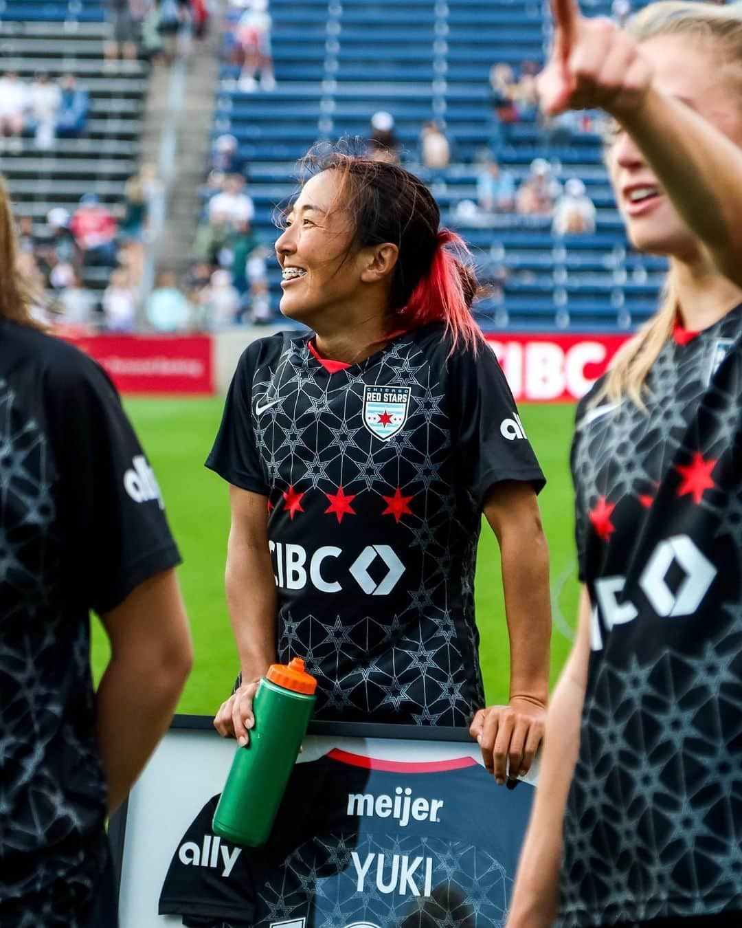 大儀見優季さんのインスタグラム写真 - (大儀見優季Instagram)「This journey started Since @alyssanaeher brought me to Chicago…   I feel that in many reasons this league @nwsl is the most toughest league to keep playing mentally and physically which I’ve ever played in my career. But it’s the most exciting to play at.   I could’ve not achieved this without club, teammate, coaches, fans and my family…Thanks y’all for supporting and helping and being involved and sharing with me!」5月10日 6時30分 - yuki_nagasato