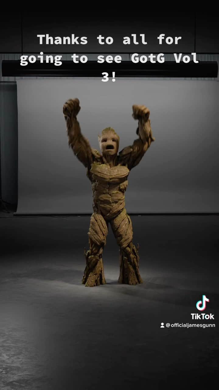 ジェームズ・ガンのインスタグラム：「I love you guys. #gotgvol3 #guardiansofthegalaxyvol3  #wearegroot  VFX by @framestore」