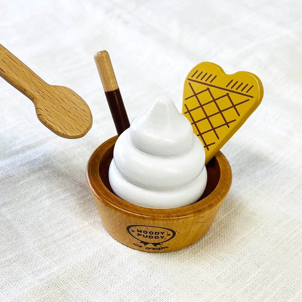 woodypuddyさんのインスタグラム写真 - (woodypuddyInstagram)「🍦本日5月9日はアイスクリームの日🍦   冷たいお菓子やジュースが美味しい季節になってきました✨ 特に人気のアイスクリーム、記念日が制定された背景にはいくつかの説があります。   🍧日本アイスクリーム協会がたくさんの人に楽しんでいただけるようにと記念事業を開催した日　  🧊日本で初めてアイスクリーム屋さんが開業した日  🍨初めてアメリカで日本人がアイスクリームを食べた日   などなど   だんだん暑くなるこの季節、冷たくて甘いアイスを味わって楽しみたいですね☀️ ・ ・ ・ 楽天＆直営本店限定！今晩からセール開催いたします🎊   🍬楽天　お買い物マラソン            https://item.rakuten.co.jp/woodypuddy/c/0000000674/   ☘️本店　GREEN SALE https://www.woodypuddy.com/f/greensale   【期間】：2023/05/09(火)20:00～2023/05/16(火) 1:59まで ※プロフィ－ルのリンク（@woodypuddy.japan）からもご覧いただけます。 ・ ・ ・  おうち遊びのおもちゃでご検討中の方、ぜひお越しください♪   #woodypuddy #ウッディプッディ #食育 #foodeducation #木育 #木のある暮らし #子供のいる暮らし #おうちあそび #おうち遊び #お家遊び #playhouse #木製 #木のおもちゃ #木製玩具 #woodentoys #木製おままごと #おままごと #1歳誕生日 #1歳誕生日プレゼント #2歳誕生日 #2歳誕生日プレゼント #3歳誕生日 #3歳誕生日プレゼント #プレゼント #出産お祝い　 #ごっこ遊び #Pretendplay #アイスクリームの日 #アイスクリーム #5月9日」5月9日 17時42分 - woodypuddy.japan