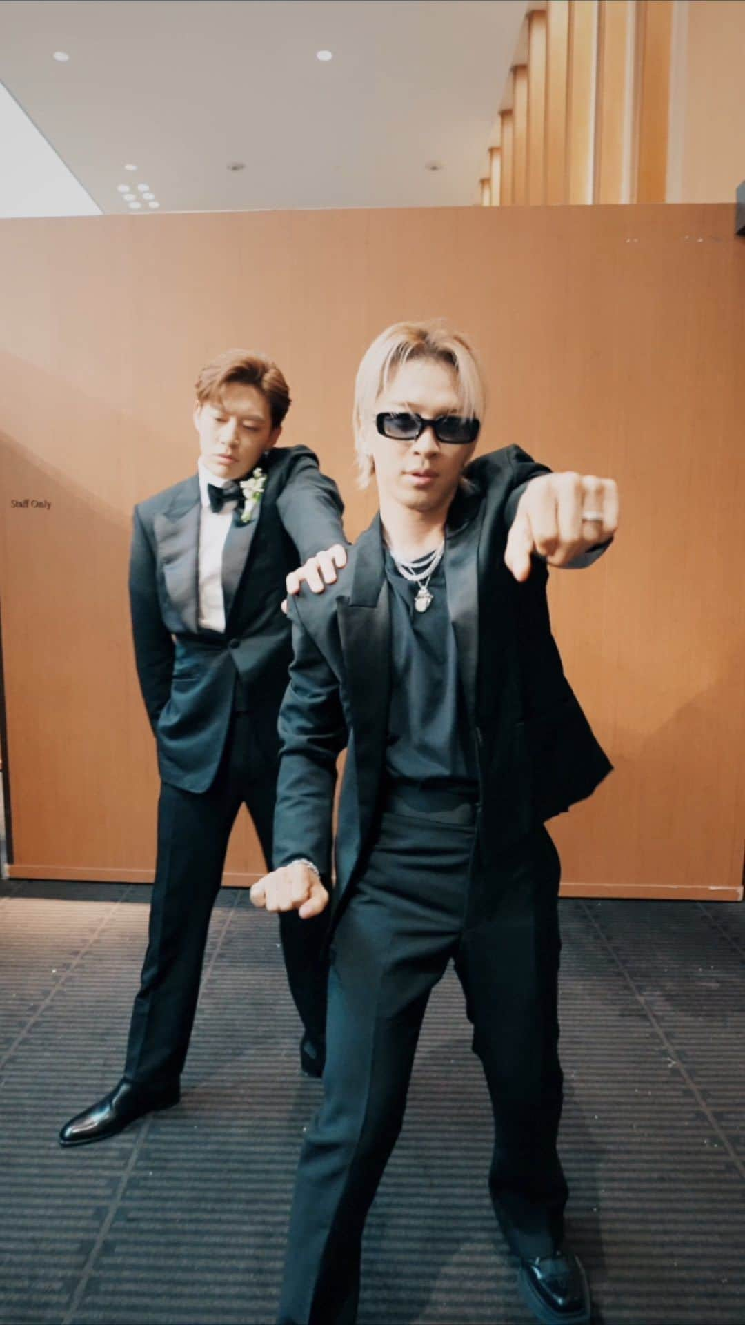 SOLのインスタグラム：「#TAEYANG x #SE7EN #ShoongChallenge」