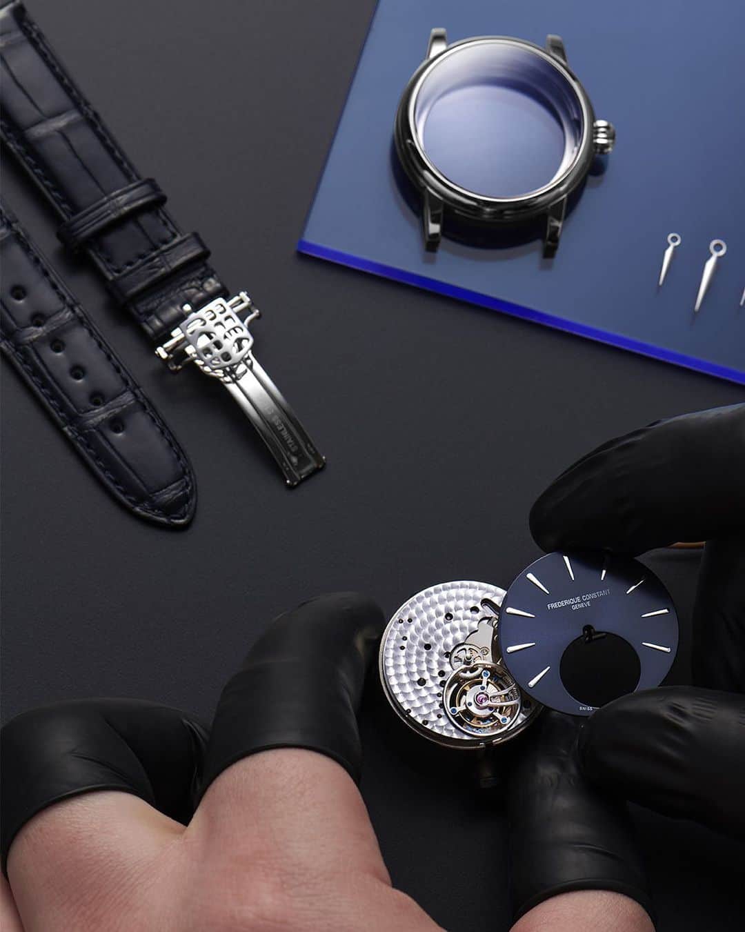 フレデリックコンスタントのインスタグラム：「A tourbillon watch is much more than a simple accessory, it is a technical and artistic feat that perfectly illustrates watchmaking refinement.  #ManufactureCollection #SavoirFaire #Tourbillon #SwissWatch」