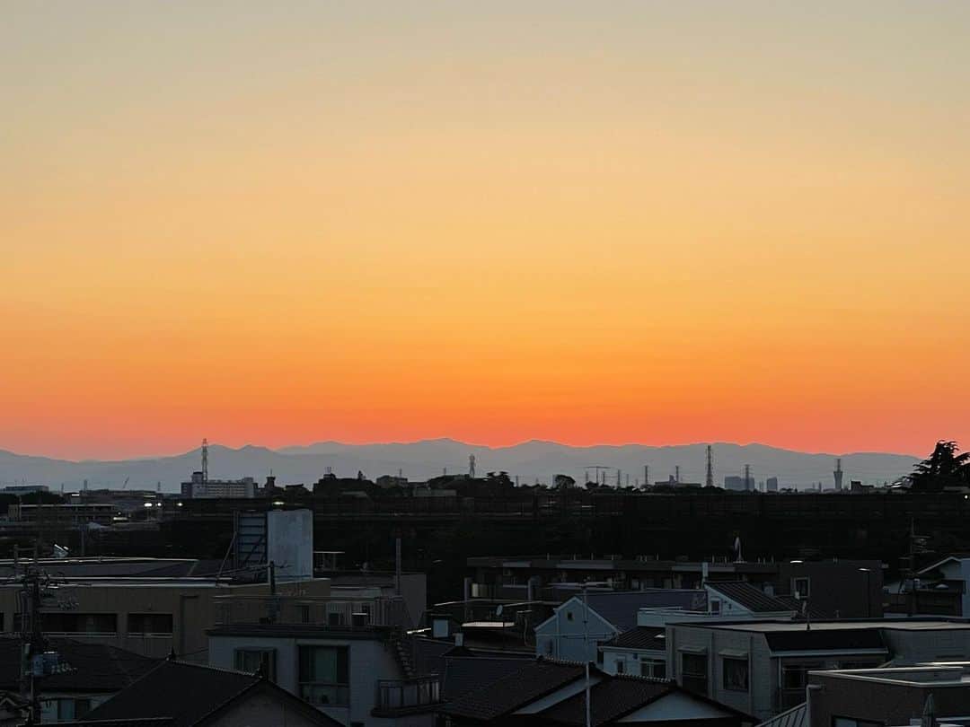 石黒彰さんのインスタグラム写真 - (石黒彰Instagram)「綺麗な夕焼け😊。」5月9日 18時41分 - ishiguroakira