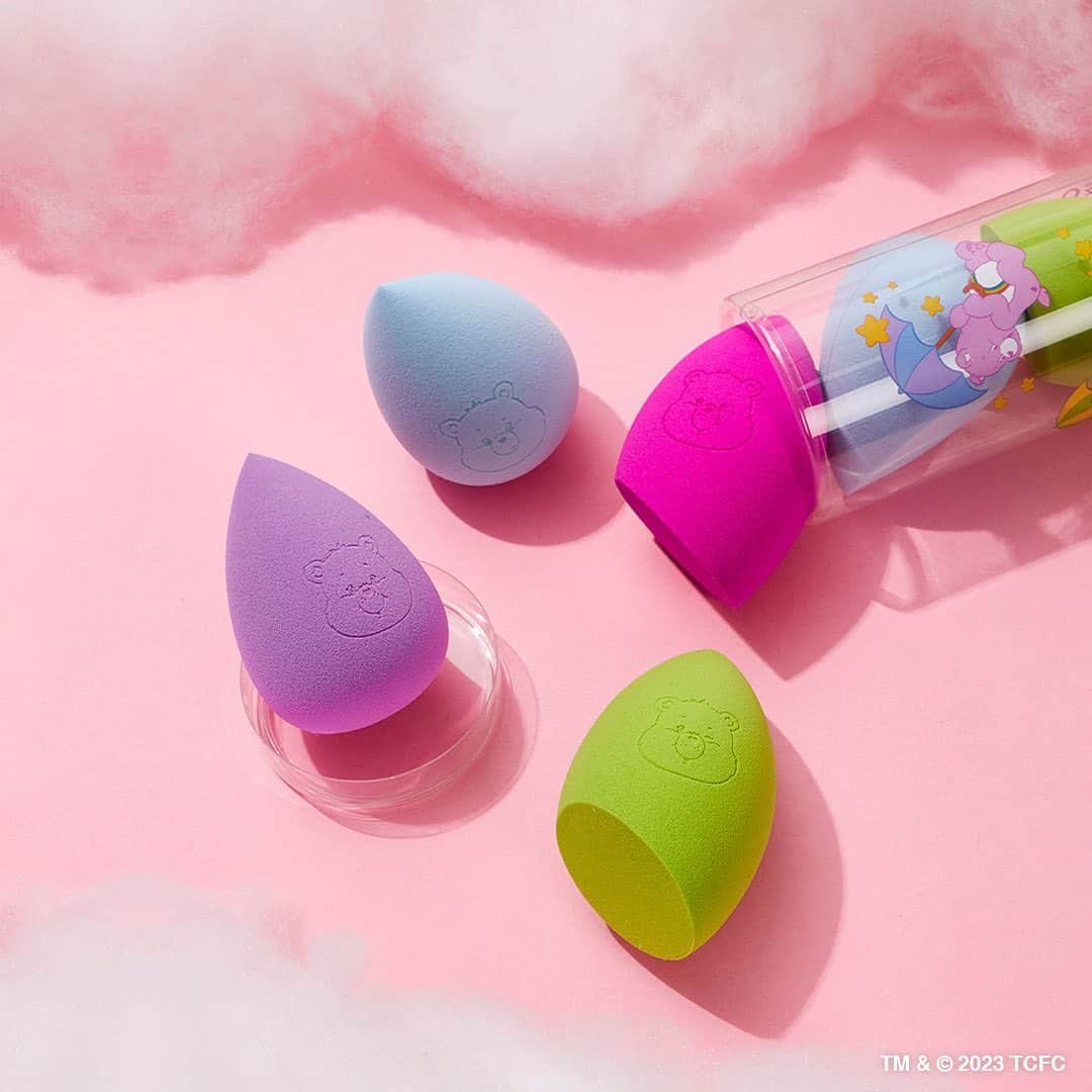SHEINのインスタグラム：「Pink positive thoughts 💭💗 What’s on your #CareBears wish list? 📝👇 @carebears  #SHEINxCareBears #SHEINcollabs」