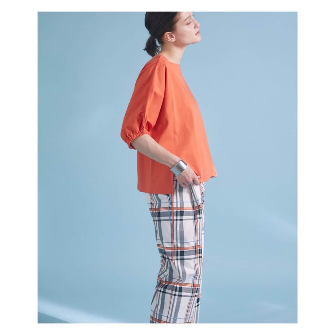 のインスタグラム：「2023 summer collection  tops no.71-32190013 ¥12,980     #superiorcloset #ined #23ss #summer #スーペリアクローゼット #イネド #夏 #新作 #夏服 #カットソー #バルーンスリーブ  #休日コーデ #大人カジュアル #キレイめコーデ」