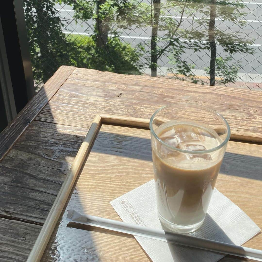 角川友紀のインスタグラム：「🌳🐐」