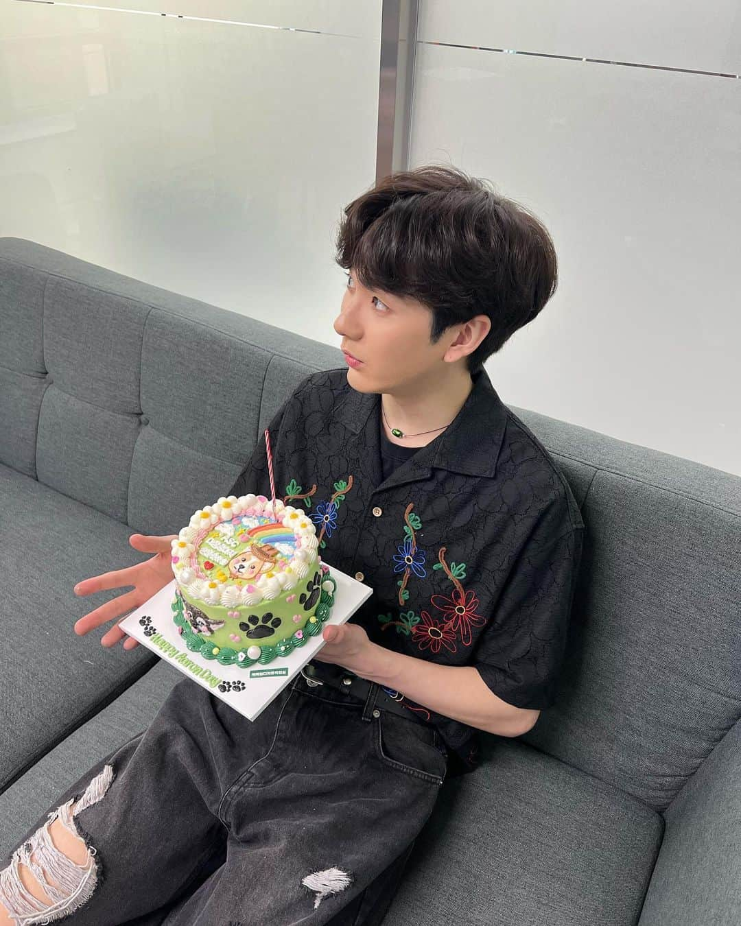 アロン さんのインスタグラム写真 - (アロン Instagram)「미리 축하해주셔서 감사합니다! 🎂 @arirang_asc」5月9日 19時58分 - theaaronkwak