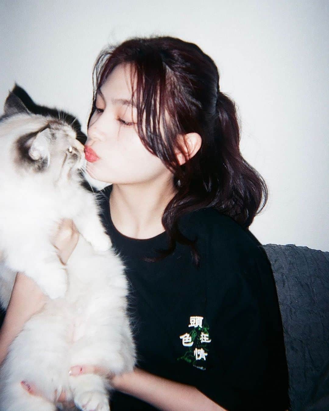 椎名亜美のインスタグラム：「You're my angel baby.🐱」
