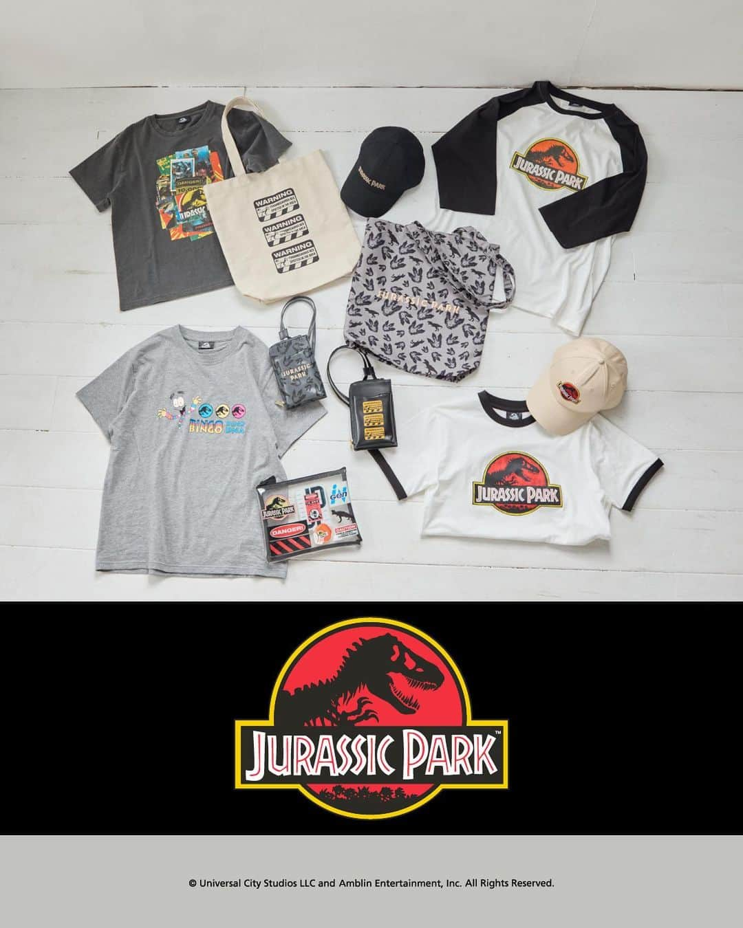 Green Parks(グリーンパークス) さんのインスタグラム写真 - (Green Parks(グリーンパークス) Instagram)「JURASSIC PARK 30TH × GreenParks  今年30周年のアニバーサリーイヤーを迎えた 「ジュラシック・パーク」。  アニバーサリーイヤー限定の 特別なアートを使用したコレクションが、 バリエーション豊富なＴシャツと雑貨の 全14種でラインナップ！  Ｔシャツは、作中に登場する人気キャラクター『Mr.DNA』 を取り入れたデザインや、作中の印象的なシーンを フォトプリントしたものなど、プレミアムなTシャツをバリエーション豊富にご用意。  雑貨は、ジュラシック・パークロゴだけでなく T-レックスの足跡でつくった総柄モチーフや 作中に登場する危険を知らせる看板を モチーフにしたデザインなど、 ファンにはたまらないこだわりのデザインでお届け！   #グリーンパークス #GreenParks #ジュラシックパーク #JURASSICPARK   #スティーブンスピルバーグ #グラフィックＴシャツ #映画グッズ #映画好きと繋がりたい  stripe_intl」5月9日 20時05分 - green_parks