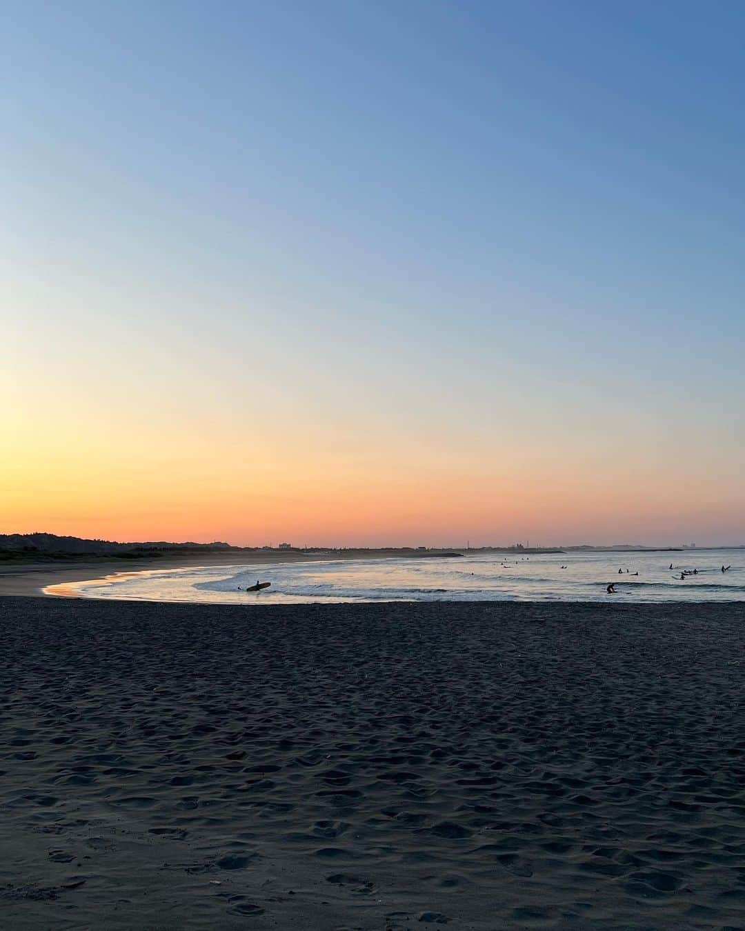 のインスタグラム：「🌊🏄」