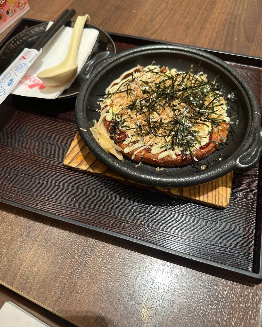 高橋理洋さんのインスタグラム写真 - (高橋理洋Instagram)「やよい軒。マップでみたらバンコクだけで20-30店舗ある。親子丼激うま。食い過ぎた😗」5月9日 20時16分 - fc2inc