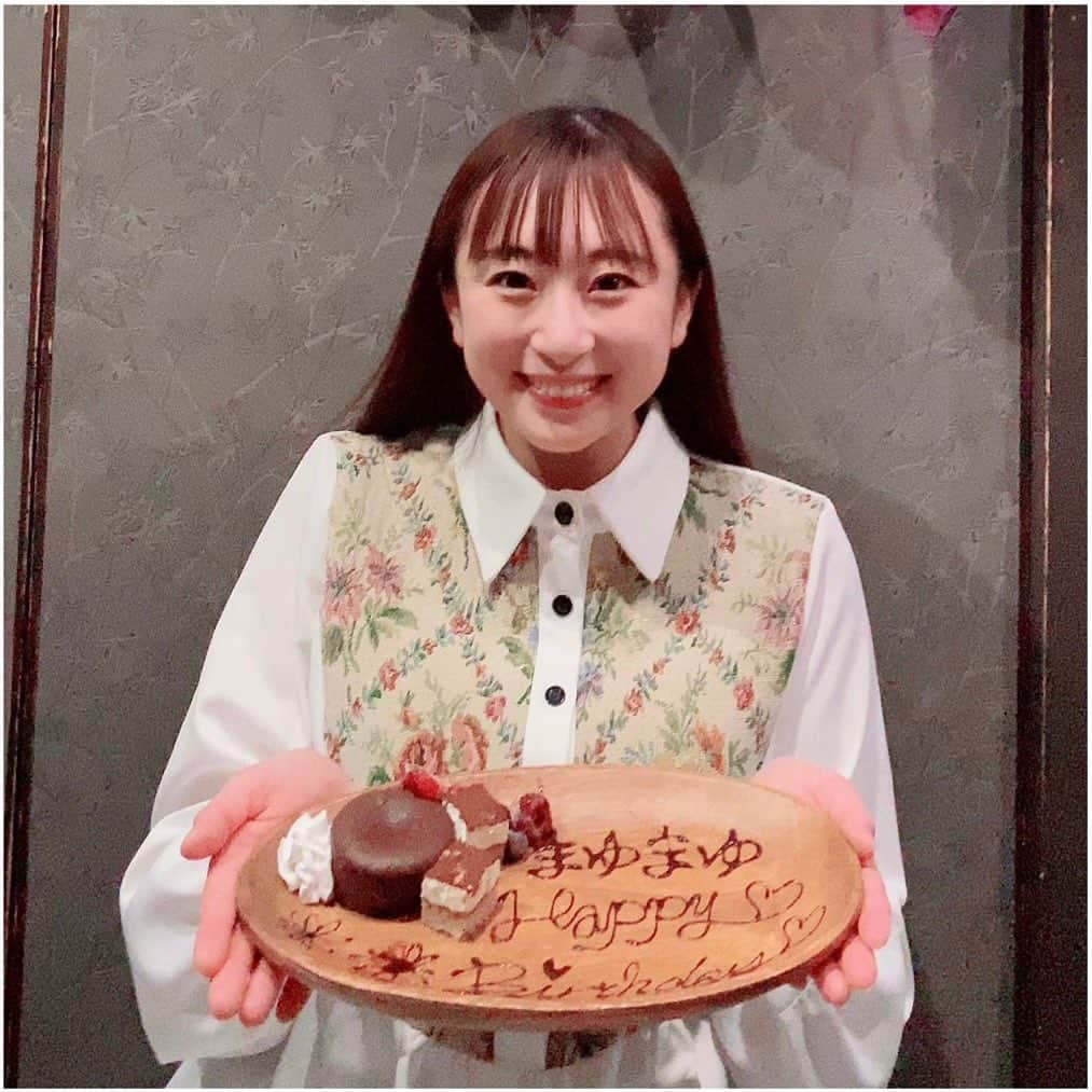 茉玲さや那のインスタグラム：「⁡ ⁡ ⁡🥳🎂 だいすきな方々が計画してくださってて。 びっくりして涙。うれしかった️な〜 幸せでしたっ！ #surprise  #party」