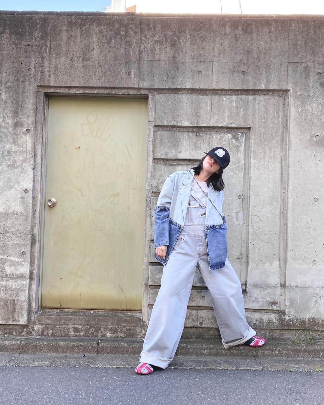 のん（能年玲奈）さんのインスタグラム写真 - (のん（能年玲奈）Instagram)「空の色が綺麗。」5月9日 21時09分 - non_kamo_ne