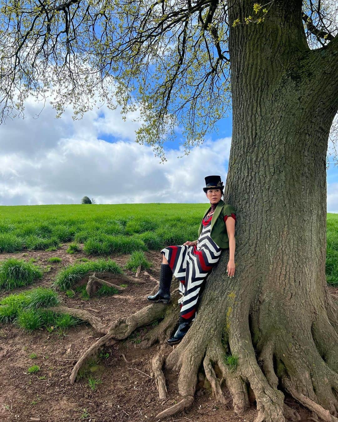 Lynn Banさんのインスタグラム写真 - (Lynn BanInstagram)「Country Life 🇬🇧」5月10日 2時39分 - lynn_ban