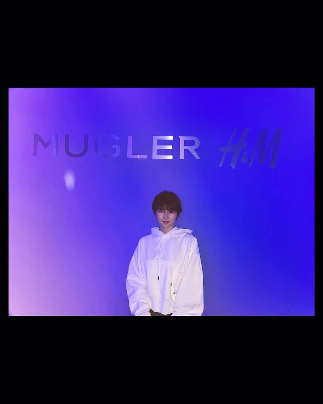 大島璃乃さんのインスタグラム写真 - (大島璃乃Instagram)「★ 「Mugler H&M 」 先行VIP ショッピング・イベントに ご招待いただきました💙  「H＆M」と「ミュグレー（Mugler）」 とのコラボレーションコレクション❤️‍🔥 タイトなシルエットで、体の曲線を強調した ミュグレーのフィットアイテムが めっちゃ可愛かったです😍❤️‍🔥  私も新作GETしてきました😎✨ イベント会場＆パフォーマンスも とても素敵でした🫧🫧🫧  #muglerhm #mugler #hm #handm  #エイチアンドエム #hm銀座並木通り店 @hm @mugler」5月9日 21時13分 - oisland_rino25