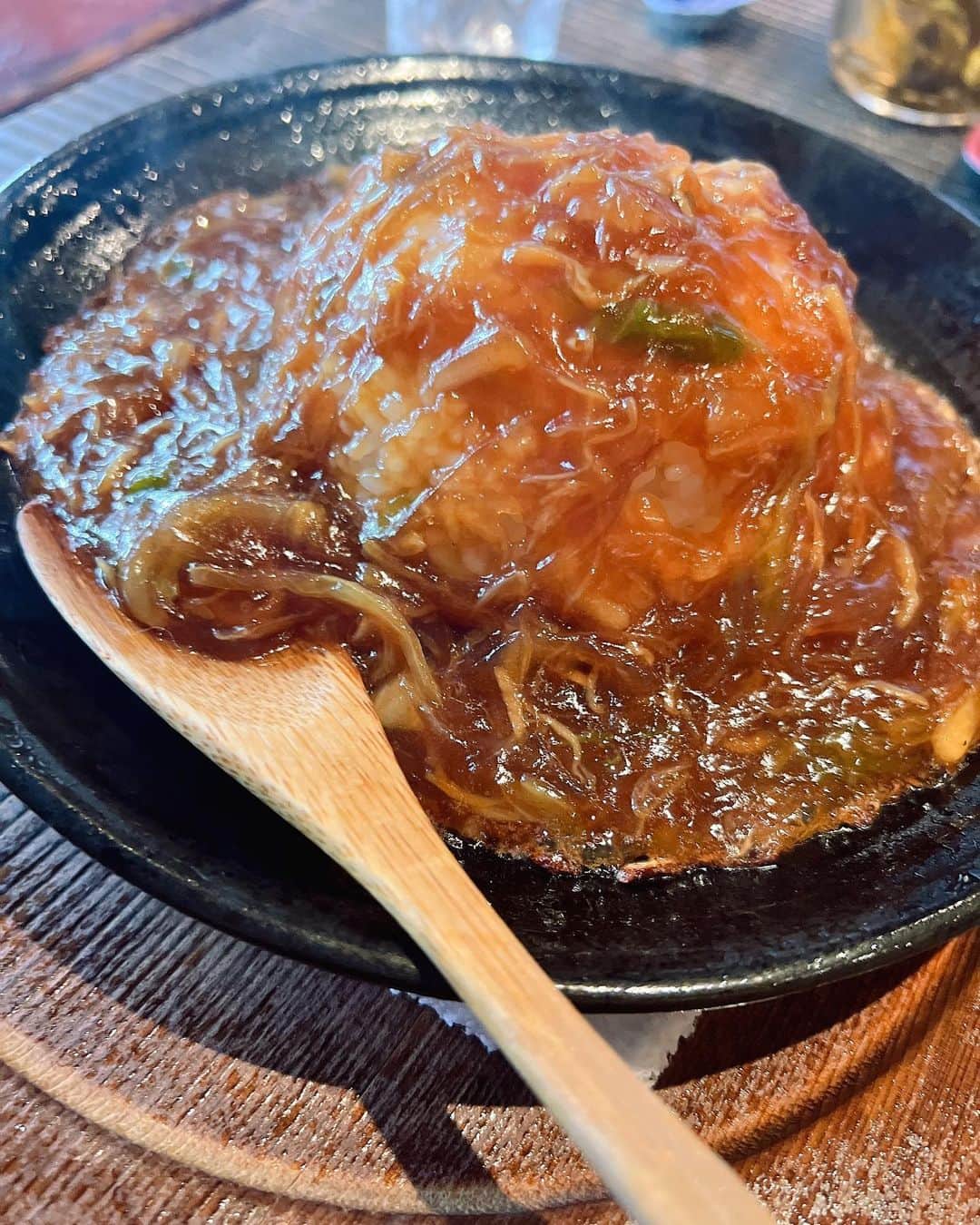 成瀬りおのインスタグラム：「粋廉（京都二条城） 定期的に食べたくなるフカヒレごはん🦈 ランチは特にお得🥺💓 . #粋廉 #中国響膳粋廉  #京都グルメ #京都ランチ #京都ディナー #京都中華 #京都食べ歩き #食べ歩きグルメ #たべすたぐらむ #ぐるめすたぐらむ」