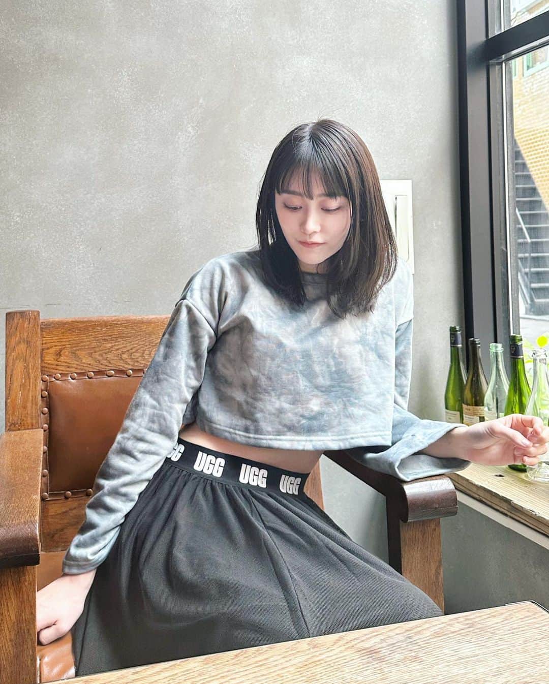 彩雪さんのインスタグラム写真 - (彩雪Instagram)「珍しくスカート👗とたくましめなお腹  tops#adoonplain  skirt#ugg」5月9日 21時40分 - 1116_for