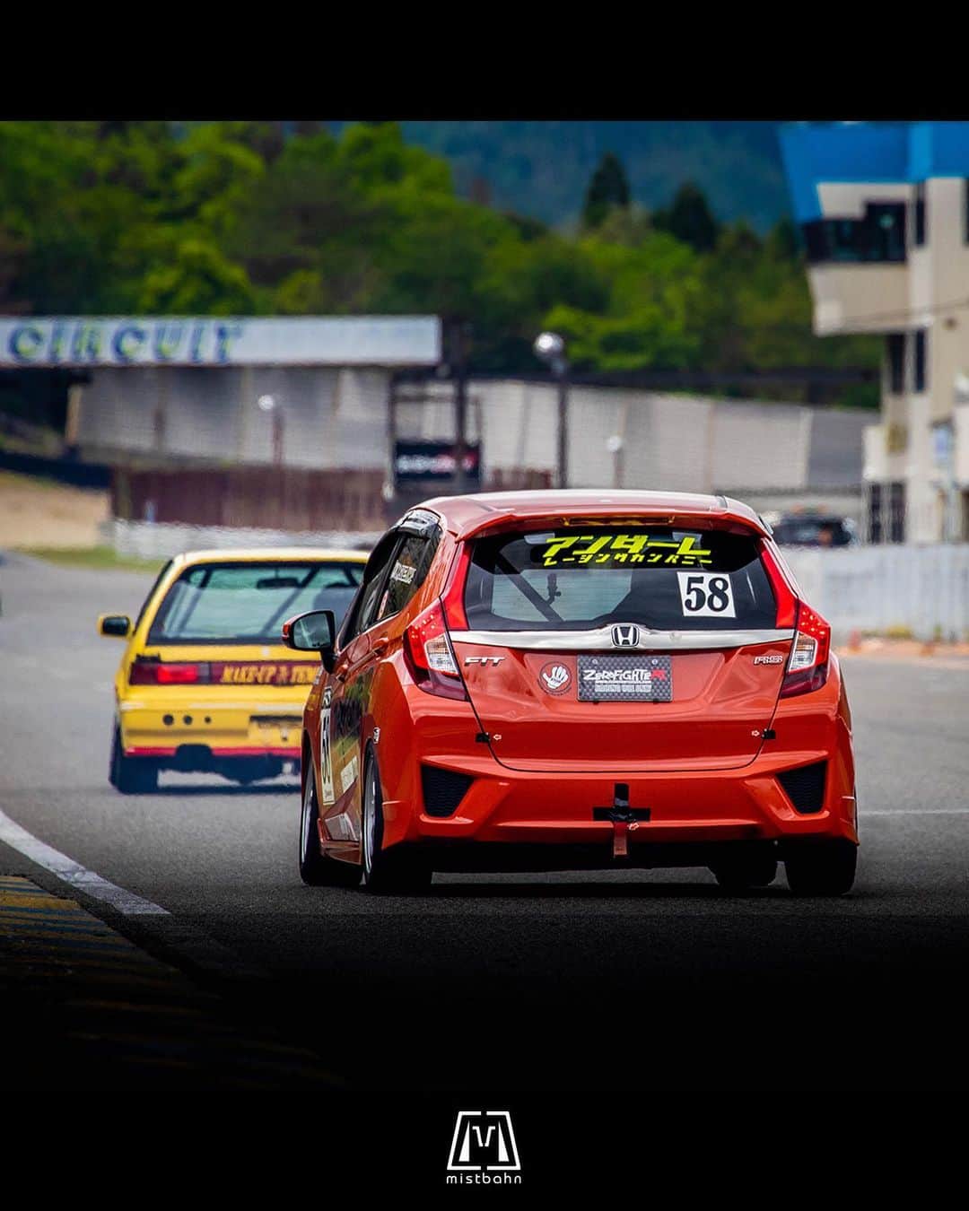 mistbahnさんのインスタグラム写真 - (mistbahnInstagram)「_ ZeroFighter ANDARE 副島空調 Honda GK5 FIT (JAZZ) _ 🚗(owner/driver): @kenji.soejima  🚗(car built): @andare19 / @zerofighterautocustom 📷: @mistbahn _ Shot on May-6 2023 🏁 "HONDA ONEMAKE CHAMPION CUP RACE 2022 Rd.2" organized by @zerofighterautocustom Central Circuit (Hyogo, Japan) _ JP) 2023年5月6日 セントラルサーキット、ゼロファイターさん( @zerofighterautocustom )主催「HONDA ONEMAKE CHAMPION CUP RACE 2022 Rd.2」で撮影。 _ _ #hondaonemakechampioncuprace #hondaonemake #zerofighterautocustom #ホンダワンメイク #andare #アンダーレ #副島空調 #ゼロファイター #zerofighter #centralcircuit #セントラルサーキット #fit #hondafit #ホンダフィット #フィット #jazz #hondajazz #honda #gk5 #gkfit #vtec #hondafitrs #fitrs #vtec #fit15challengecup #鈴鹿クラブマンレース #l15b #timeattack #timeattackjapan #hondasontrack」5月9日 21時51分 - mistbahn