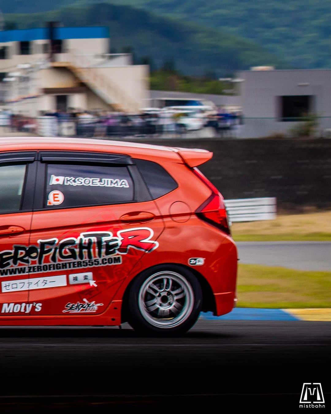 mistbahnさんのインスタグラム写真 - (mistbahnInstagram)「_ ZeroFighter ANDARE 副島空調 Honda GK5 FIT (JAZZ) _ 🚗(owner/driver): @kenji.soejima  🚗(car built): @andare19 / @zerofighterautocustom 📷: @mistbahn _ Shot on May-6 2023 🏁 "HONDA ONEMAKE CHAMPION CUP RACE 2022 Rd.2" organized by @zerofighterautocustom Central Circuit (Hyogo, Japan) _ JP) 2023年5月6日 セントラルサーキット、ゼロファイターさん( @zerofighterautocustom )主催「HONDA ONEMAKE CHAMPION CUP RACE 2022 Rd.2」で撮影。 _ _ #hondaonemakechampioncuprace #hondaonemake #zerofighterautocustom #ホンダワンメイク #andare #アンダーレ #副島空調 #ゼロファイター #zerofighter #centralcircuit #セントラルサーキット #fit #hondafit #ホンダフィット #フィット #jazz #hondajazz #honda #gk5 #gkfit #vtec #hondafitrs #fitrs #vtec #fit15challengecup #鈴鹿クラブマンレース #l15b #timeattack #timeattackjapan #hondasontrack」5月9日 21時51分 - mistbahn