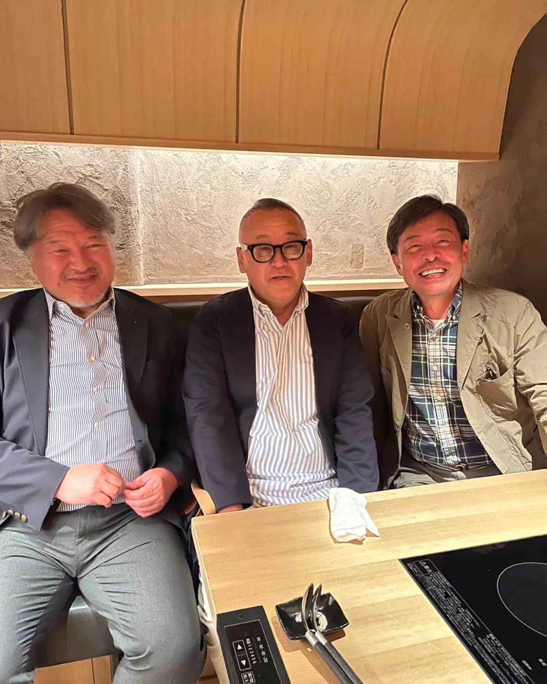 光石研のインスタグラム：「「#博多っ子純情 」公開から45周年✌️  阿佐役、小屋町英浩さん、 黒木役、横山司さんと再会‼️ めちゃくちゃ笑った✌️ ありがとう、小屋町、横山君✌️  【by 光石】」