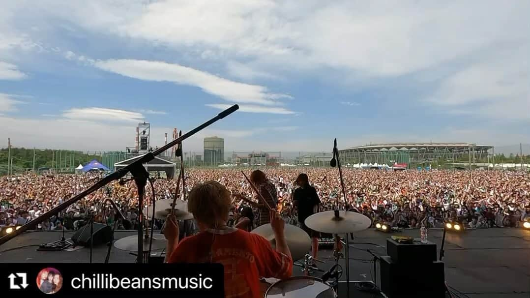 玉城裕未のインスタグラム：「JAPAN JAM2023 SKY STAGE  Chilli Beans.🥁ｱﾘｶﾞﾄｳｺﾞｻﾞｲﾏｼﾀ！」