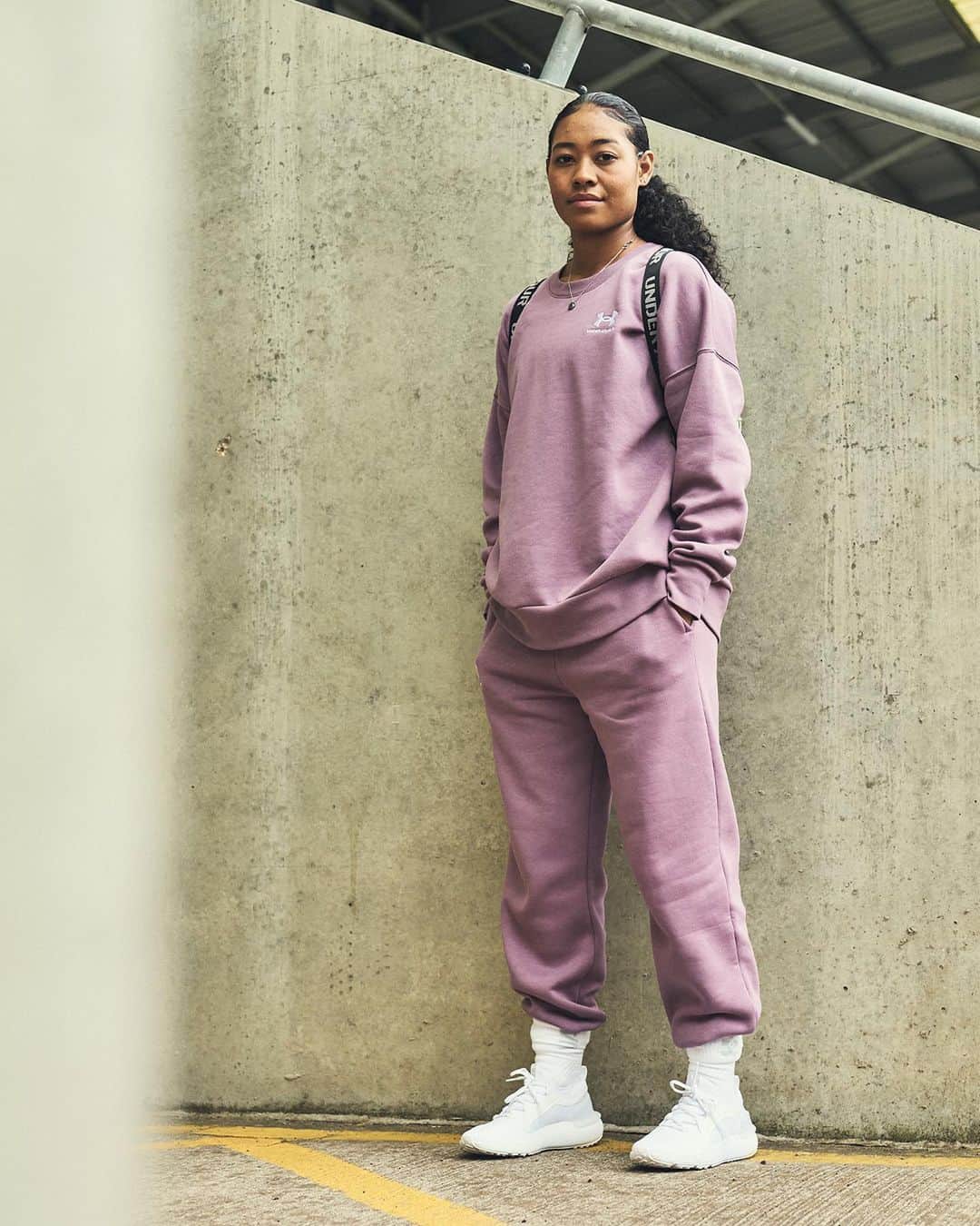 のインスタグラム：「“I am proud to join Under Armour and become part of a team that feels like a family.”  From representing Canada at the FIFA World Cup to playing for Manchester United FC, @JaydeRiviere already has a storied international career and she’s just getting started. Welcome to the sqUAd, Jayde! 🔥 ⚽  Link in bio to learn more.」