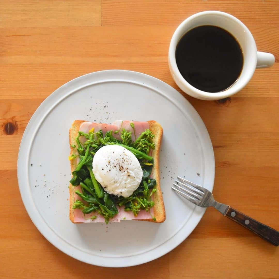 山崎佳のインスタグラム：「Today’s breakfast.」