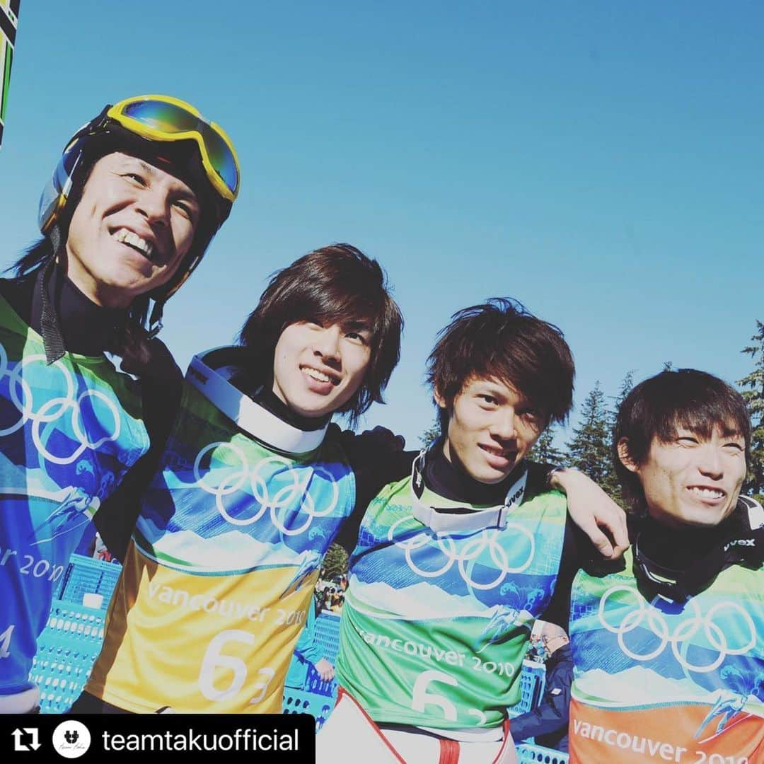 竹内択さんのインスタグラム写真 - (竹内択Instagram)「Hey buddy, welcome our team👬  彼のジャンプや結果に嫉妬をした事もあった。  同じ遠征で同部屋が多く、時にぶつかり合う時もあった。  だけど彼とはずっと何かをしたいと話していた。  それは世界を共に戦う時も遊ぶ時も常に本気だったし話し合ったからだろうと思う。  そんな彼が引退をし所属していた会社での安泰な道を切り、長野に家族ごと移住をし我々の力になりたいという確固たる覚悟には身が引き締まり感動さえ覚える。  これからの新生 @teamtakuofficial の活動を楽しみにしていてください。  One and only・・唯一無二の活動、結果残します。  #Repost @teamtakuofficial with @use.repost ・・・ Welcome aboard to team taku 2023/24  @shohei_tochimoto   この度、新たにチームメンバー入りする仲間を紹介致します。  2010年バンクーバーオリンピックにチーム代表の @taqtakeuchi と共に初のオリンピックに選出され、長年世界の一線で日本代表として戦ってきた栃本翔平がチームのコーチ兼マネージャーとして加入する事になりました。  これから共に力を合わせて今までにない世界を切り拓いていきます。  応援の程、よろしくお願い致します。  コーチ、マネージャー/ Coach, Manager 栃本翔平/ Shohei Tochimoto 1989.12.21 北海道札幌市/ Hokkaido, Sapporo 175cm A型/type A  #shoheitochimoto #栃本翔平 #skijumpingfamily #skijump #teamtaku #tt #チームタク #takutakeuchi #竹内択 #oneandonly」5月9日 22時35分 - taqtakeuchi