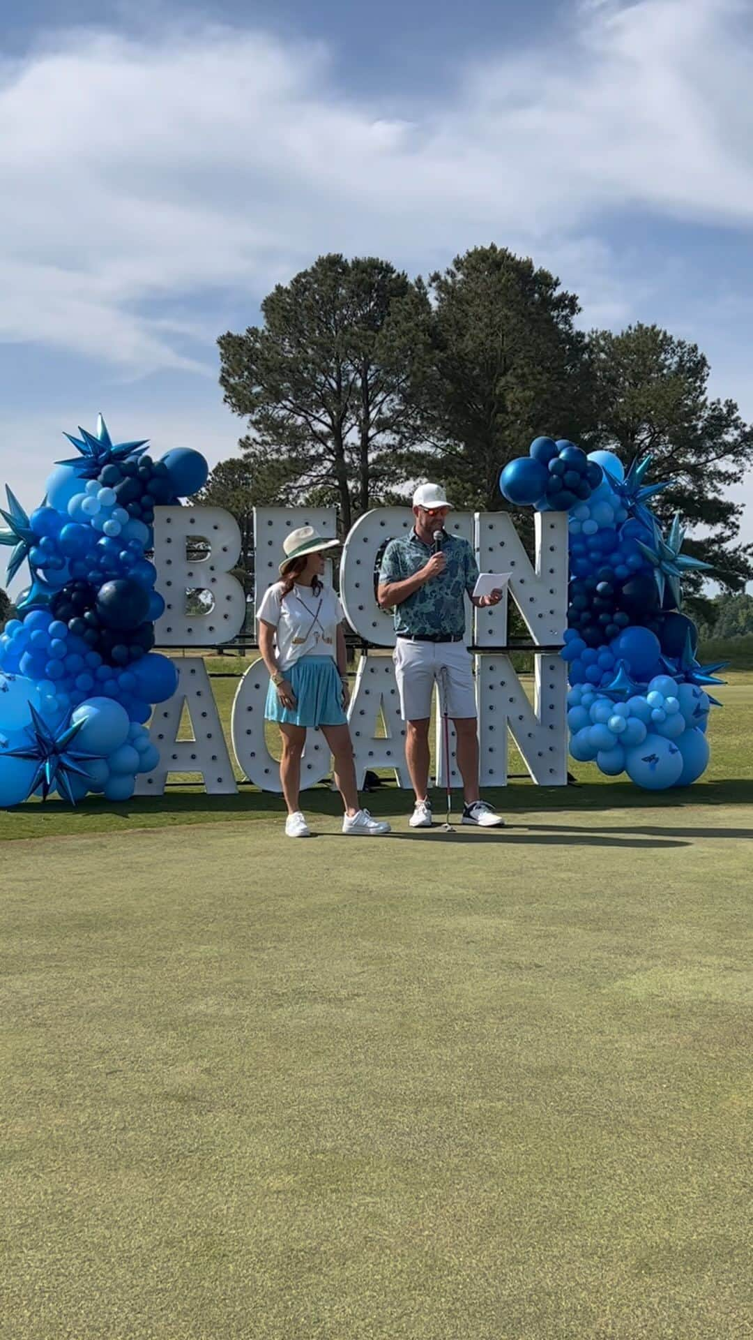 マーク・リーシュマンのインスタグラム：「Great day @vbnationalgolf @audreybeginagain and I are grateful to everyone who came out to support @beginagainfoundation 🦋」