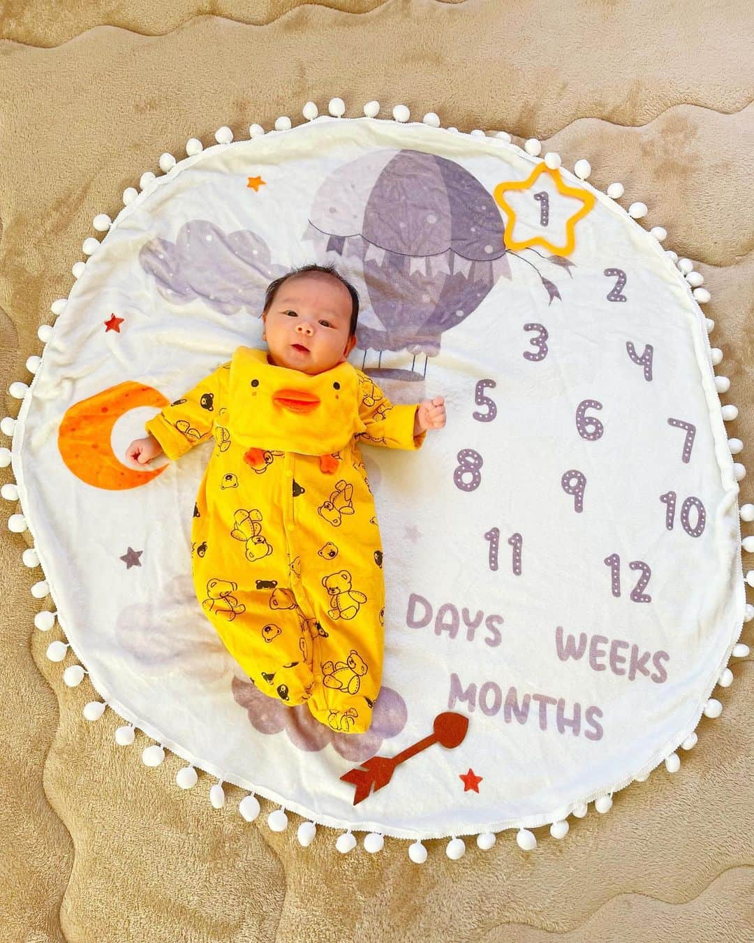 AIRU〔あいる〕さんのインスタグラム写真 - (AIRU〔あいる〕Instagram)「2023.03.15  1month☺︎  #新生児 #ベビたん」5月9日 22時56分 - aaairu0926