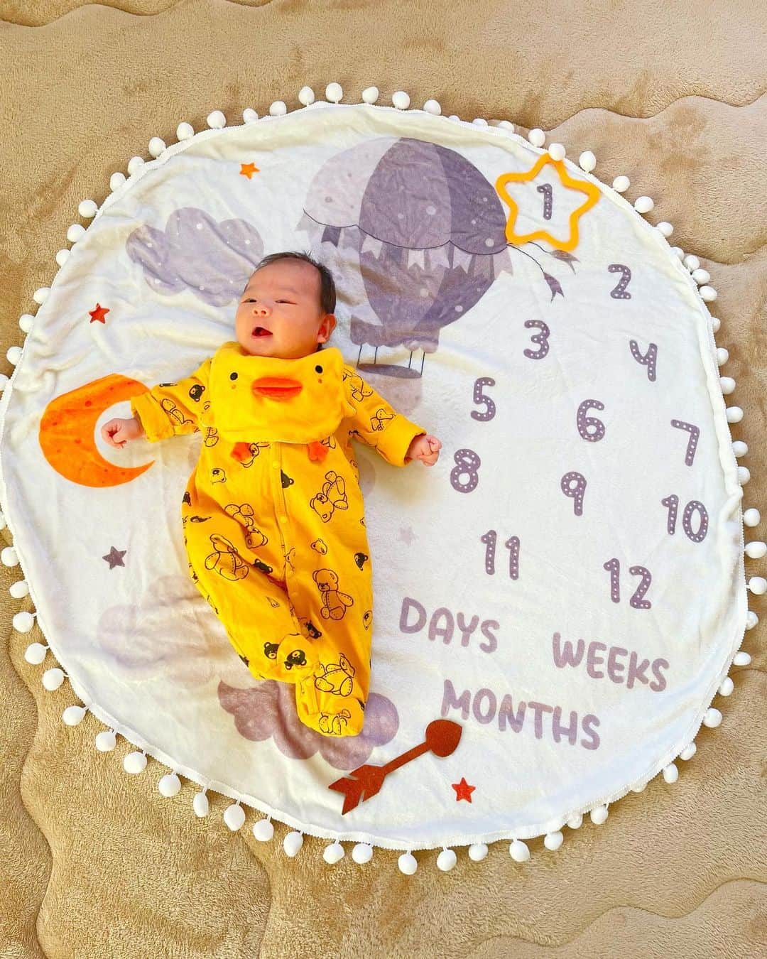 AIRU〔あいる〕さんのインスタグラム写真 - (AIRU〔あいる〕Instagram)「2023.03.15  1month☺︎  #新生児 #ベビたん」5月9日 22時56分 - aaairu0926