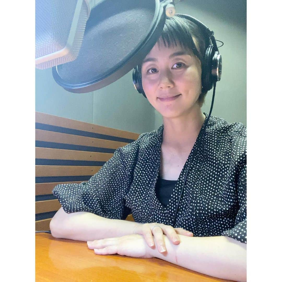 新井麻希さんのインスタグラム写真 - (新井麻希Instagram)「* 本日のnewszeroのナレーションを読みましたら、産休に入らせて頂きます😊！  五月雨式に他の仕事も休みを頂いていくのですが、4年半、最初は月火水木、去年からは月火の夜と、体に刻み込まれたリズムが変わるのはちょっと緊張します😆  というわけで、今夜も23時からよろしくお願いします！📺🎤」5月9日 22時50分 - makiarai58