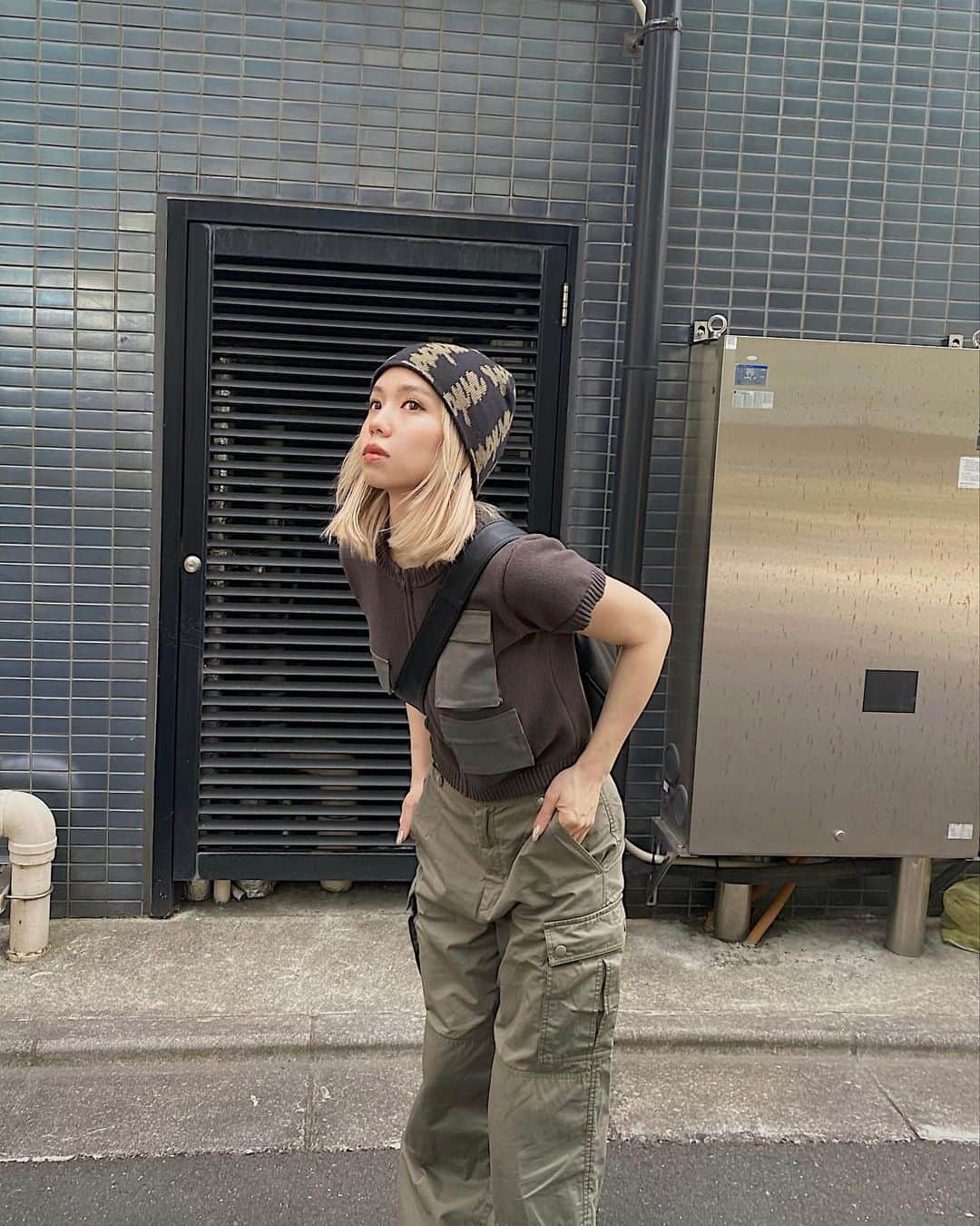 室原彩夏のインスタグラム：「ㅤㅤㅤㅤㅤㅤㅤㅤㅤㅤㅤㅤㅤ 髪伸びたなぁ👩🏼 やっぱロングがいい😂 ㅤㅤㅤㅤㅤㅤㅤㅤㅤㅤㅤㅤㅤ トップスかわいい😌💓💓💓 ニットにポケットが異素材で ㅤㅤドッキングされてるのがポイント☝🏻 ㅤㅤㅤㅤㅤㅤㅤㅤㅤㅤㅤㅤㅤ #LAGUAGEM」