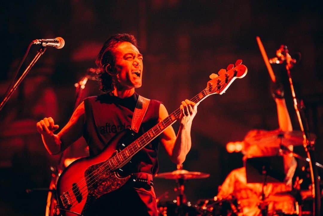 高橋和也のインスタグラム：「皆様ゴールデンウィークスペシャル5/4,5,6の男闘呼組and Rockonのライブにお越しいただきありがとうございました🥹三日間、全力でライブをやったので三日間抜け殻でした😅でももう大丈夫👌さあ、明日から仙台、大宮、高崎と周ります😉盛り上がって行くぜ〜💪」