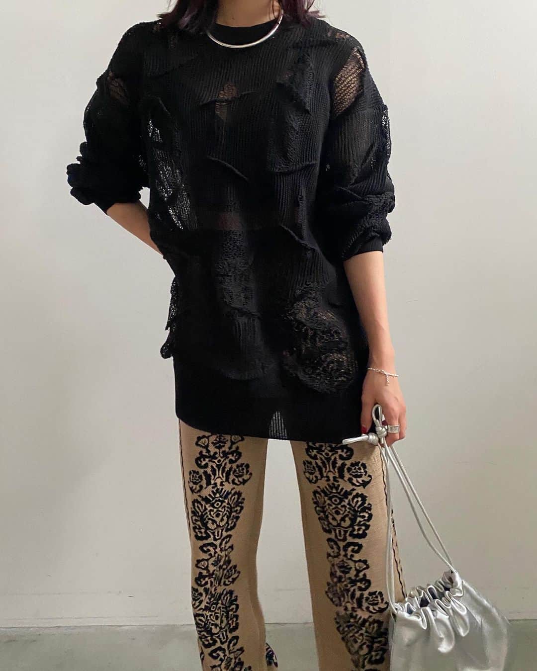 Ameri vintageさんのインスタグラム写真 - (Ameri vintageInstagram)「5.12(Fri)12:00  MEDI REVERSIBLE VINTAGE FLOWER KNIT VEST MEDI VINTAGE FLOWER KNIT PANTS will be released.  #ameri #amerivintage #shopping #fashion #japan #pants #tops」5月10日 11時27分 - amerivintage