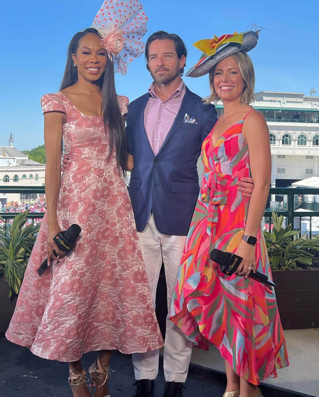 イアン・ボーエンさんのインスタグラム写真 - (イアン・ボーエンInstagram)「Stunning weekend at @churchilldowns for the 149th #Derby.  Saw old friends, made new ones and watched incredible racing.  Definitely put it on your bucket list.  Thank you @yellowstone and @paramountnetwork for everything and also to @wagoneer for getting me around all weekend.」5月10日 3時58分 - ianbohen