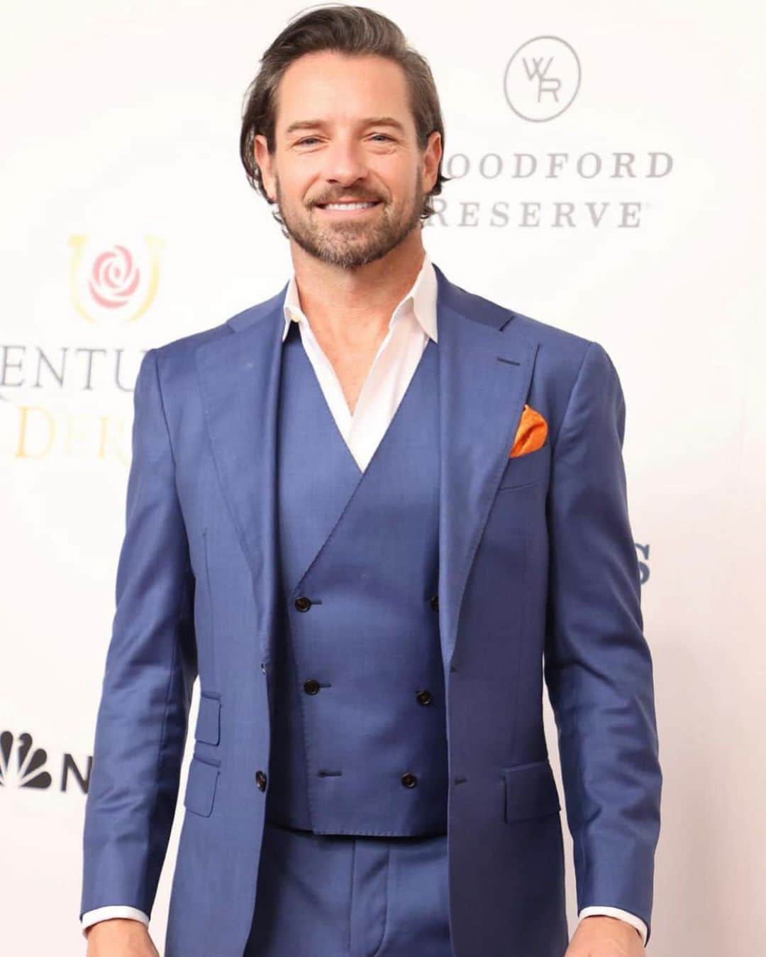 イアン・ボーエンのインスタグラム：「Stunning weekend at @churchilldowns for the 149th #Derby.  Saw old friends, made new ones and watched incredible racing.  Definitely put it on your bucket list.  Thank you @yellowstone and @paramountnetwork for everything and also to @wagoneer for getting me around all weekend.」