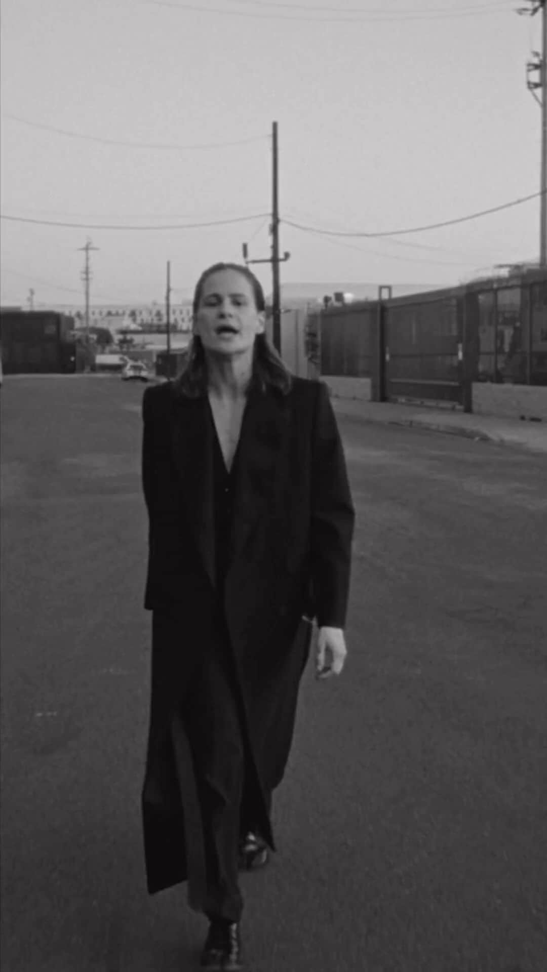 Vevoのインスタグラム：「@christineandthequeens says his upcoming ‘PARANOÏA, ANGELS, TRUE LOVE’ album is a key “towards heart-opening transformation.” Watch the French artist’s “Tears can be so soft” ahead of the project’s arrival next month.  ⠀⠀⠀⠀⠀⠀⠀⠀⠀ ▶️ [Link in bio]」
