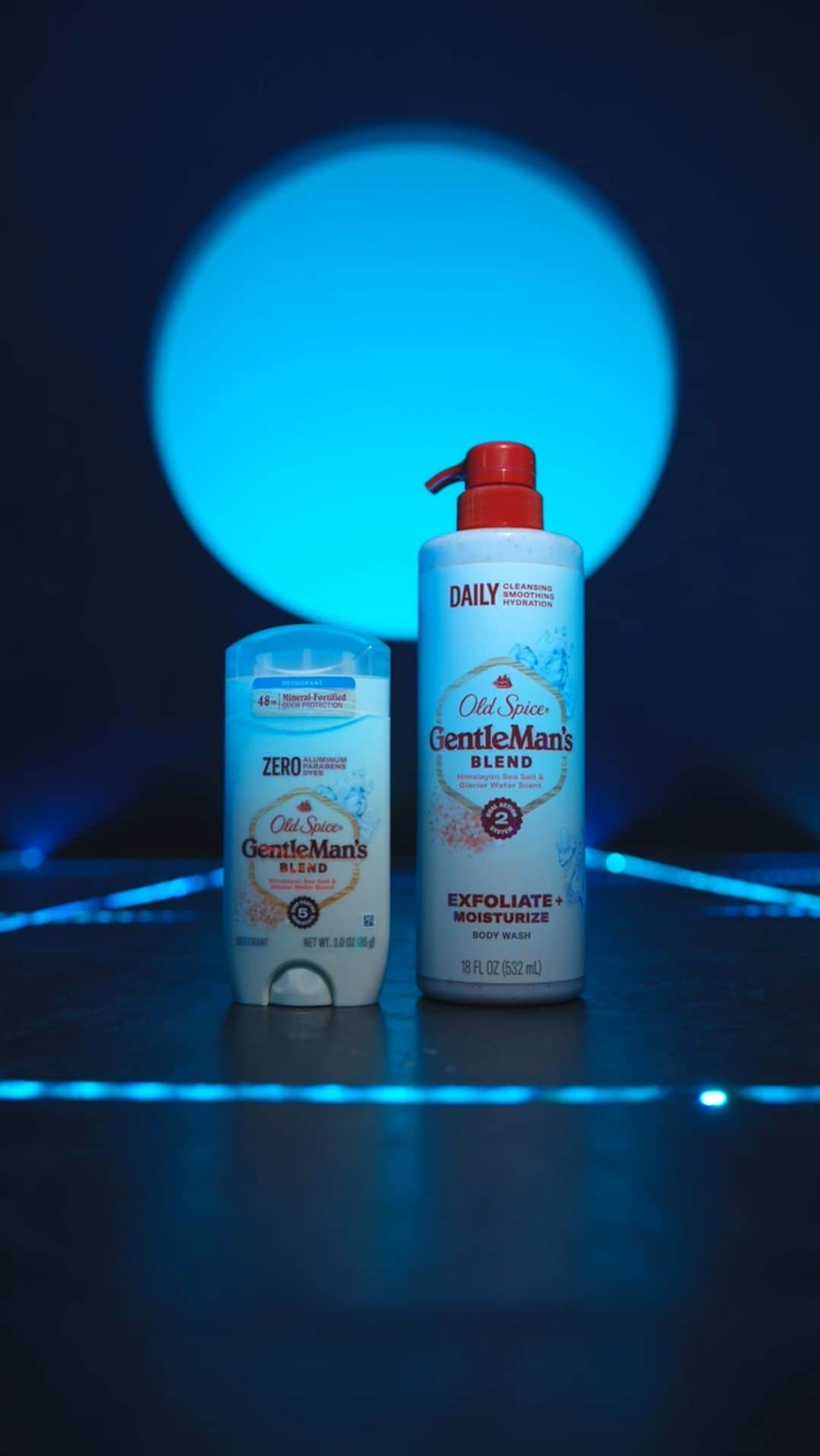 Reggie COUZのインスタグラム：「The @oldspice Gentleman’s Blend w/Himalayan NEEDS to be protected fellas, Stay vigilant 👀 #SponsoredObviously」