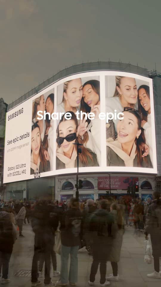 Samsung Mobileのインスタグラム：「More pixels so you can share more details. Check out the epic details revealed on one of the biggest billboards in Europe thanks to the #GalaxyS23 Ultra powered by 200MP #ISOCELL HP2. #SharetheEpic #MorePixelsEpicDetails  Learn more: samsung.com」