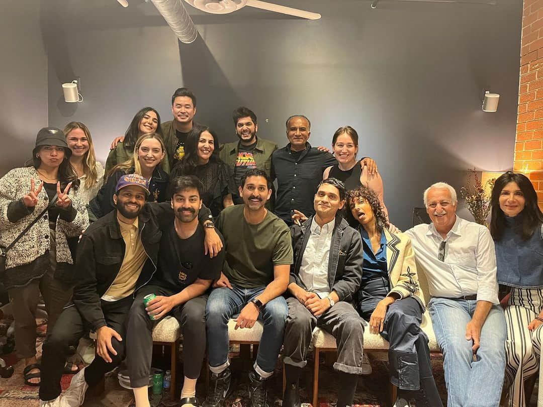 ジェニファー・コナーさんのインスタグラム写真 - (ジェニファー・コナーInstagram)「Our room closed last week (duh) and I already miss these writers and actors. Insanely talented group. It’s insane.」5月10日 10時16分 - jennikonner