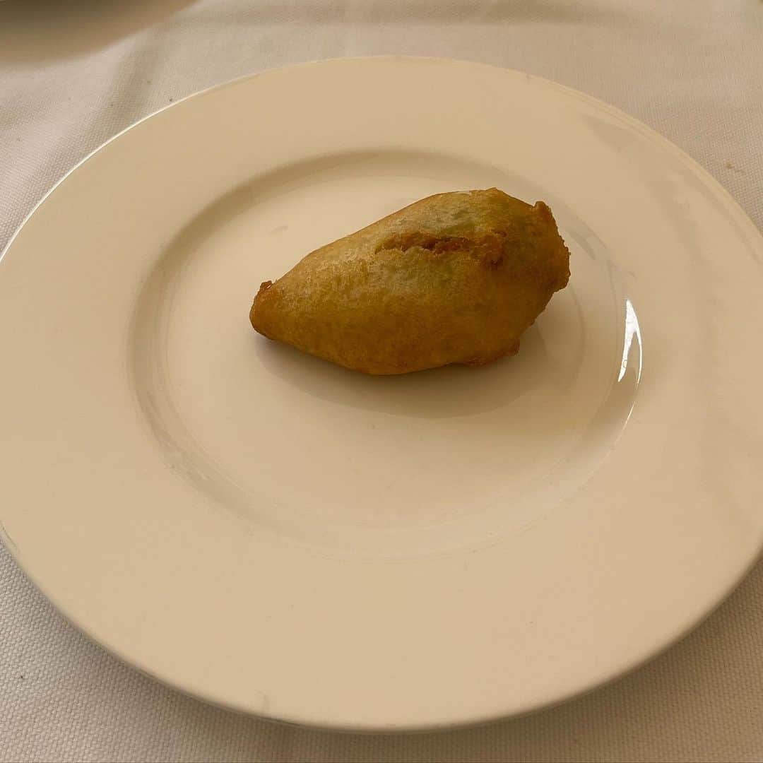 藤原ヒロシさんのインスタグラム写真 - (藤原ヒロシInstagram)「美味しいランチ (ローマ)」5月10日 21時11分 - fujiwarahiroshi