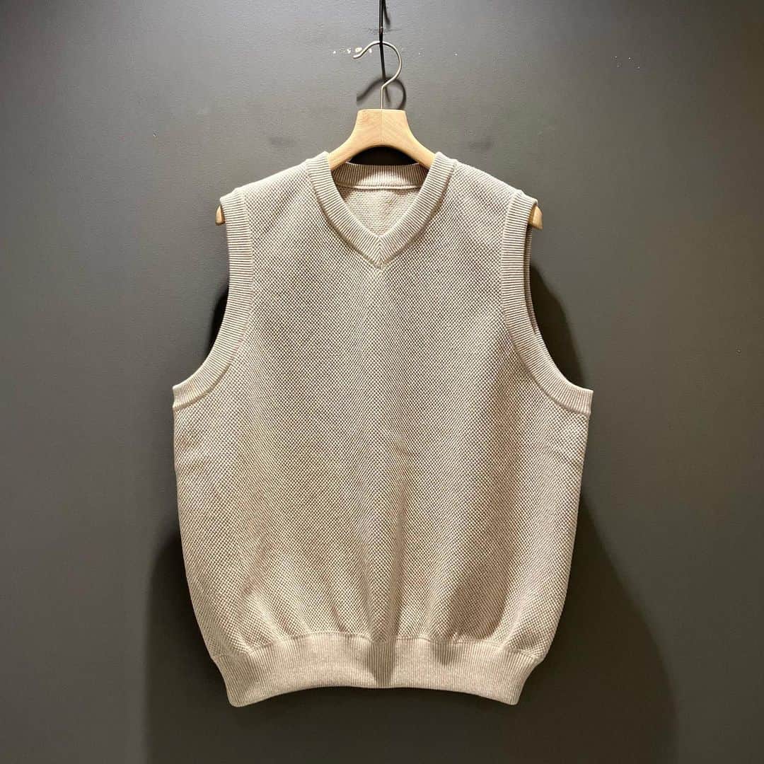 BEAMS JAPANさんのインスタグラム写真 - (BEAMS JAPANInstagram)「＜crepuscule＞ Mens 鹿の子 Vest Special ¥16,500-(inc.tax) Item No.75-05-0005 BEAMS JAPAN 3F ☎︎03-5368-7317 @beams_japan #crepuscule #beams #beamsjapan #beamsjapan3rd Instagram for New Arrivals Blog for Recommended Items」5月10日 19時47分 - beams_japan