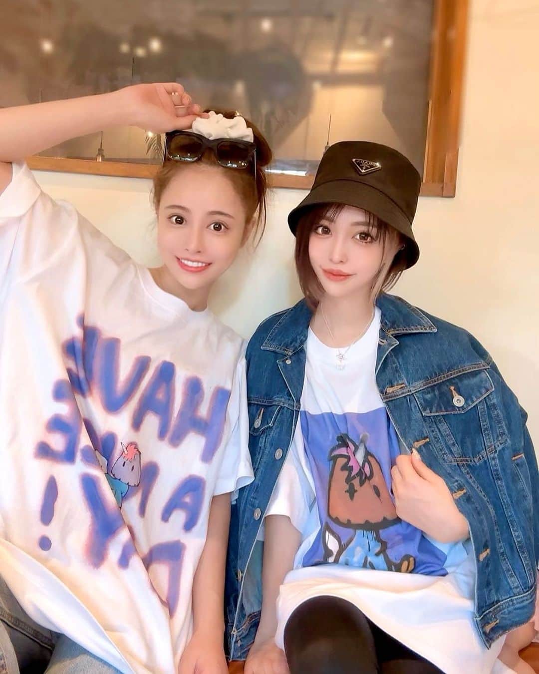 ririのインスタグラム：「絶妙に可愛い💕Tシャツ👚 @guernika_jpn ✅😆✌️ ❌ 手塚プロダクション⭐️  かわいい🦄ユニコーンちゃん♥️ @sakikichi1201 と第二弾❣️ #リンクコーデ　(*´∇｀*)💫  #love #happy #fashion」
